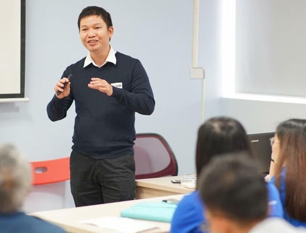 Thầy Nguyễn Khánh Chung - Hiệu trưởng Trường THPT Ban Mai (Hà Nội)